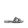 H flat sandals