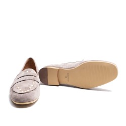 Mocasín Tachas